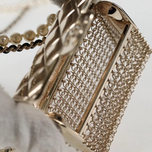 CHANEL Matelasse 2021S Pearl Necklace Metal Gold tone CC Auth 131853SM - Picture 11 of 16